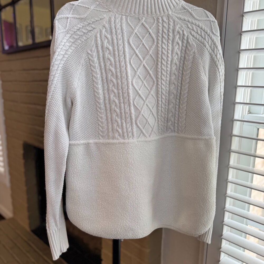 Vineyard Vines Cable Knit Pullover - Picture 4 of 4